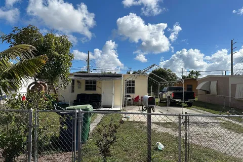 2130 Rutland St, Opa-Locka FL 33054