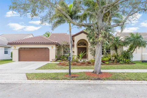 761 Heritage Way, Weston FL 33326