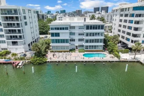 9200 W Bay Harbor Dr # 1A, Bay Harbor Islands FL 33154