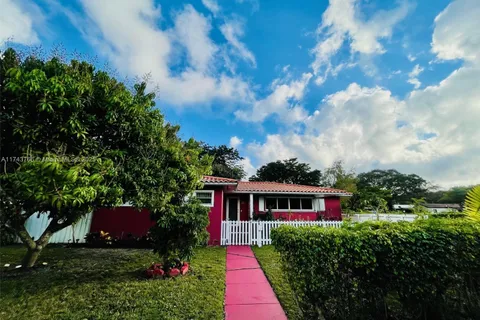 10 NE 98th St, Miami Shores FL 33138