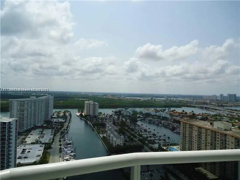 15811 Collins Ave # 2605, Sunny Isles Beach FL 33160