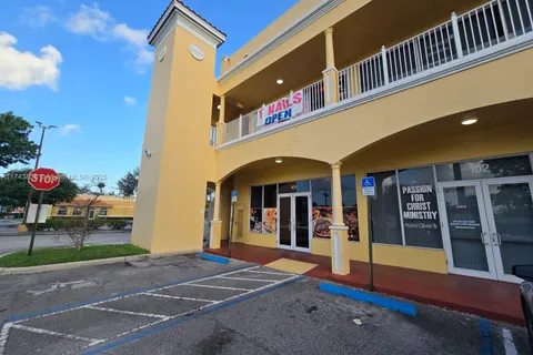 3007 W Commercial Blvd # 101, Fort Lauderdale FL 33309