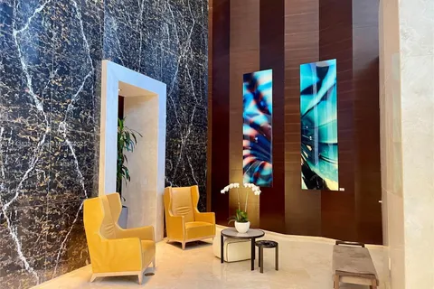 16001 Collins # 2304, Sunny Isles Beach FL 33160