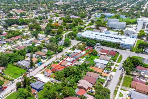 2356 NW 55th Ter, Miami FL 33142