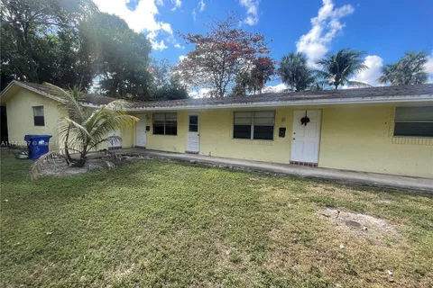 2884 SW 19th Pl, Fort Lauderdale FL 33312