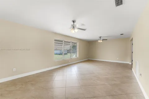 20200 SW 317th St, Homestead FL 33030