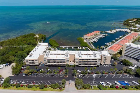 88500 Overseas Hwy # 329, Plantation Key FL 33070