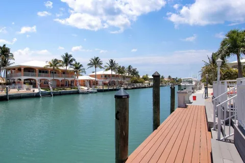 750 9th St, Key Colony FL 33051