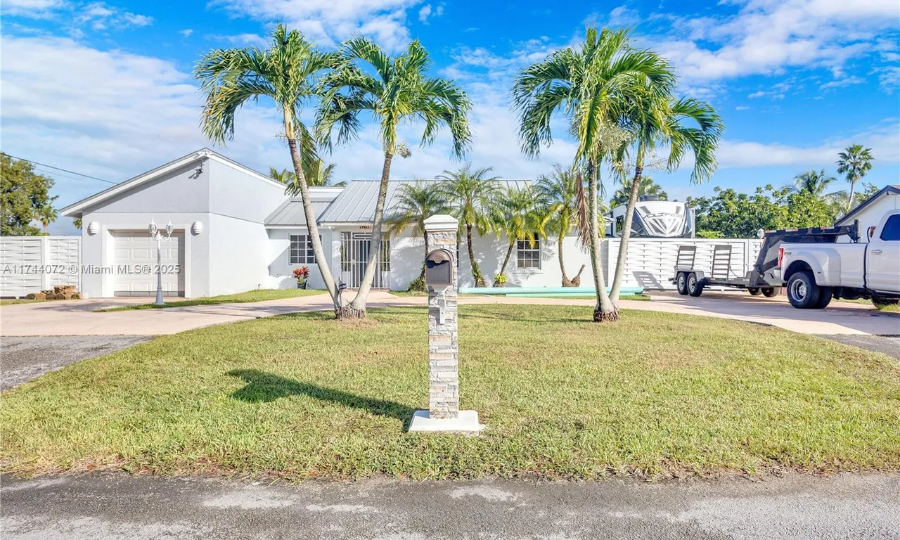 29463 SW 165th Ave, Homestead FL 33033