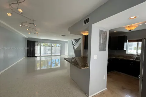 7400 Gary Ave, Miami Beach FL 33141