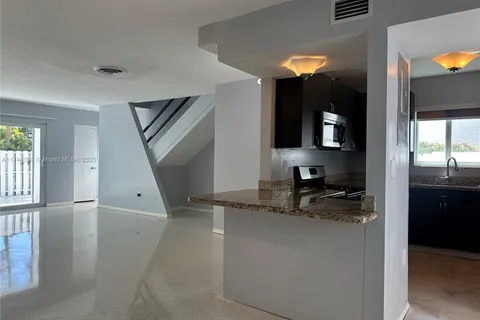 7400 Gary Ave, Miami Beach FL 33141