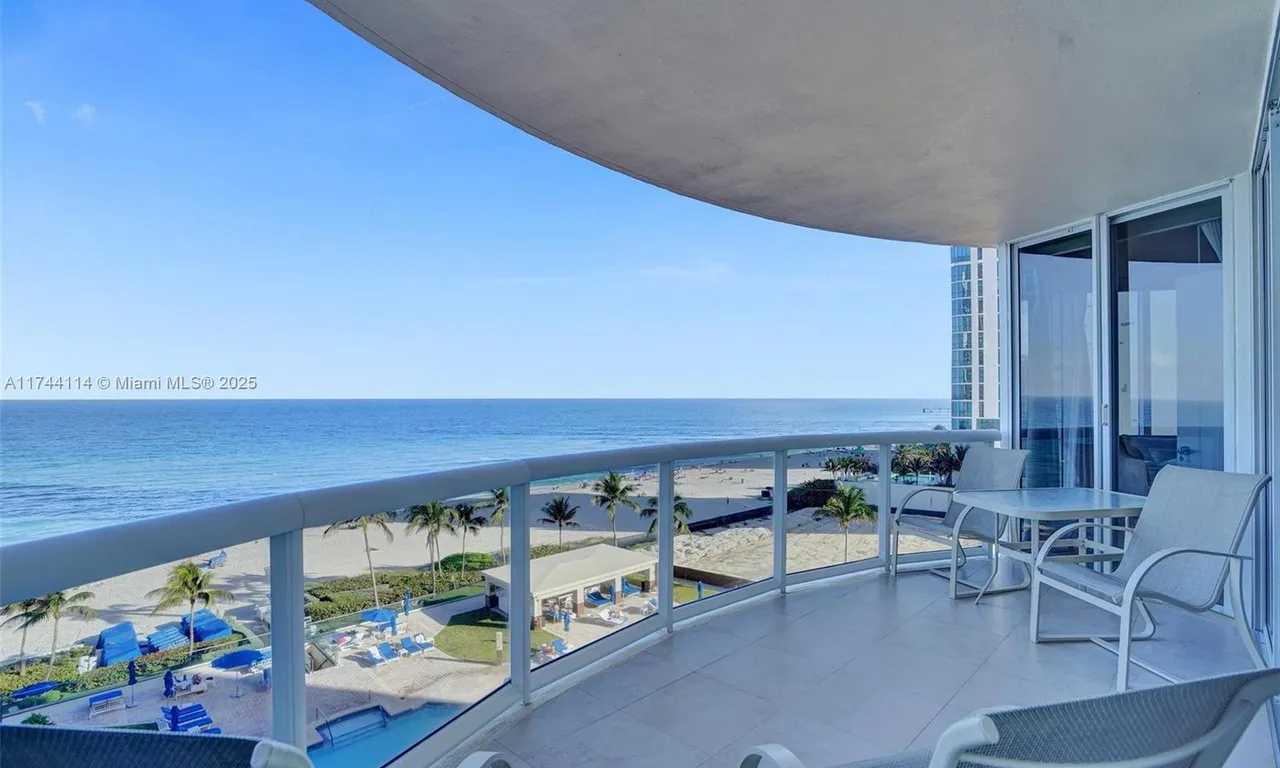 17555 Collins Ave # 805, Sunny Isles Beach FL 33160