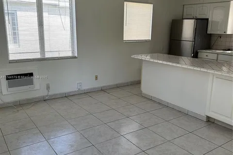 1323 N 16th Ct # 1, Hollywood FL 33020