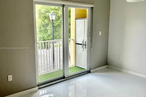 8800 NW 107th Ct # 204, Doral FL 33178