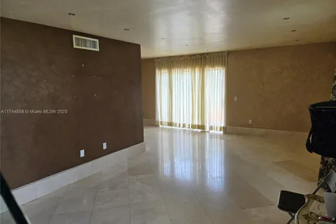 10703 SW 113th Pl # 100B, Miami FL 33176
