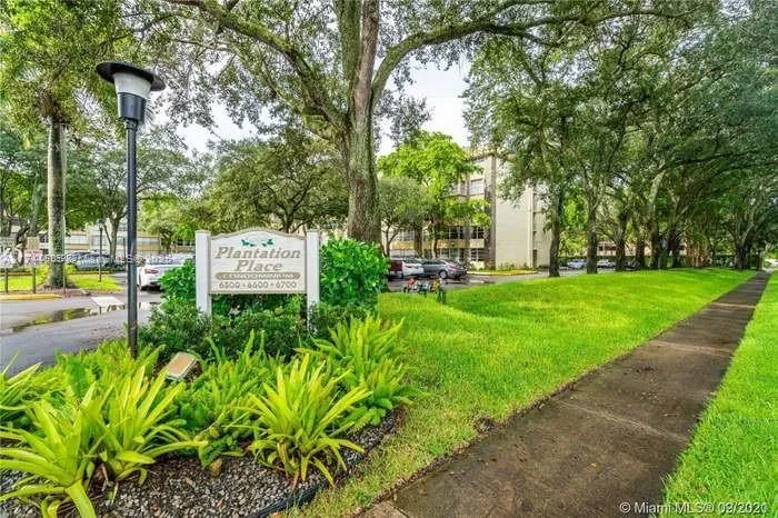 6700 Cypress Rd # 409, Plantation FL 33317