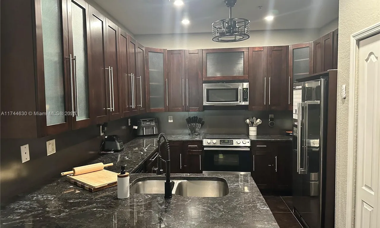 4331 SW 160th Ave # 218, Miramar FL 33027