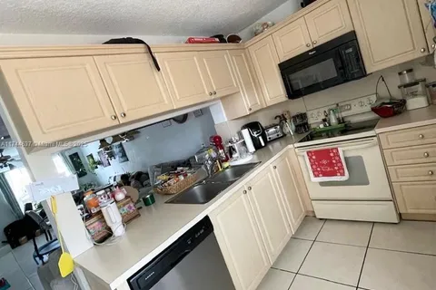 2893 Belmont Ln # 2893, Cooper City FL 33026