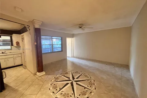1943 Monroe St # 207A, Hollywood FL 33020