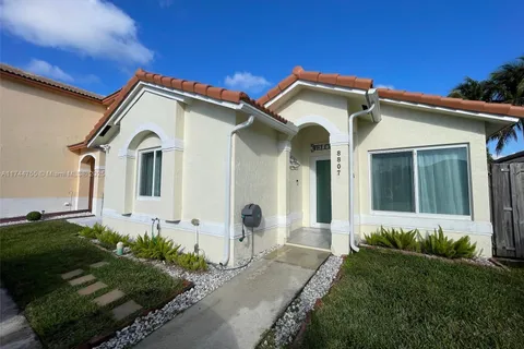 8807 SW 214th St # 0, Cutler Bay FL 33189