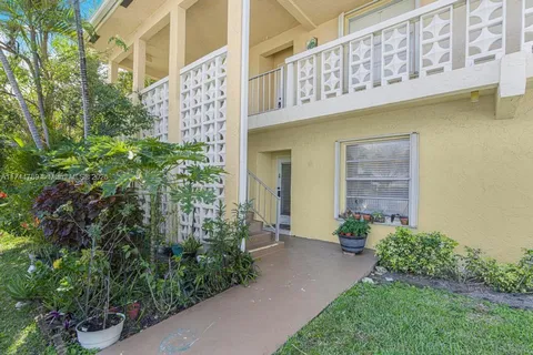 1541 NW 18th Ave # 101, Delray Beach FL 33445