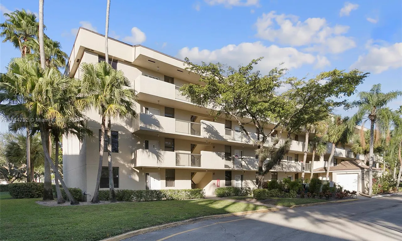 3100 NW 42nd Ave # D401, Coconut Creek FL 33066
