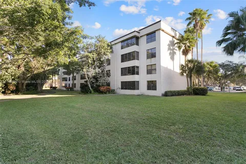 3100 NW 42nd Ave # D401, Coconut Creek FL 33066