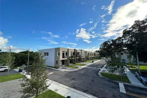 5571 W Oak Way # 5571, Dania Beach FL 33314