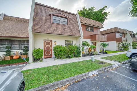 2141 N 14th Ave # 2141, Hollywood FL 33020