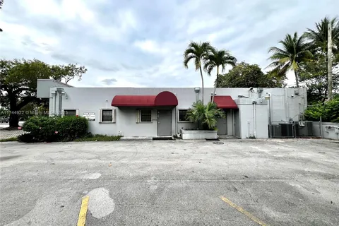 4908 SW 8th St, Coral Gables FL 33134