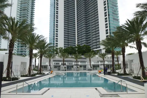 851 NE 1st Ave # 2612, Miami FL 33132