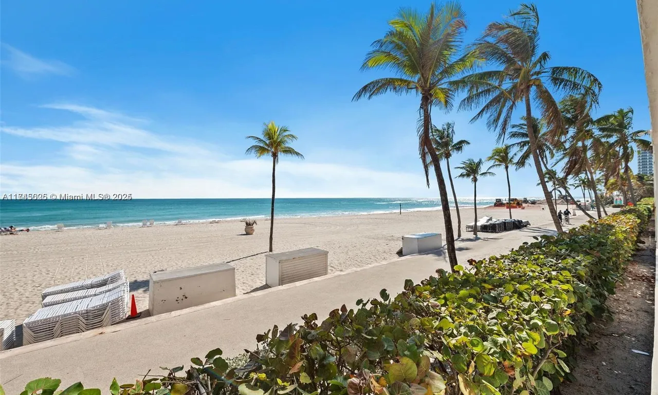 2301 S Ocean Dr # 2206, Hollywood FL 33019