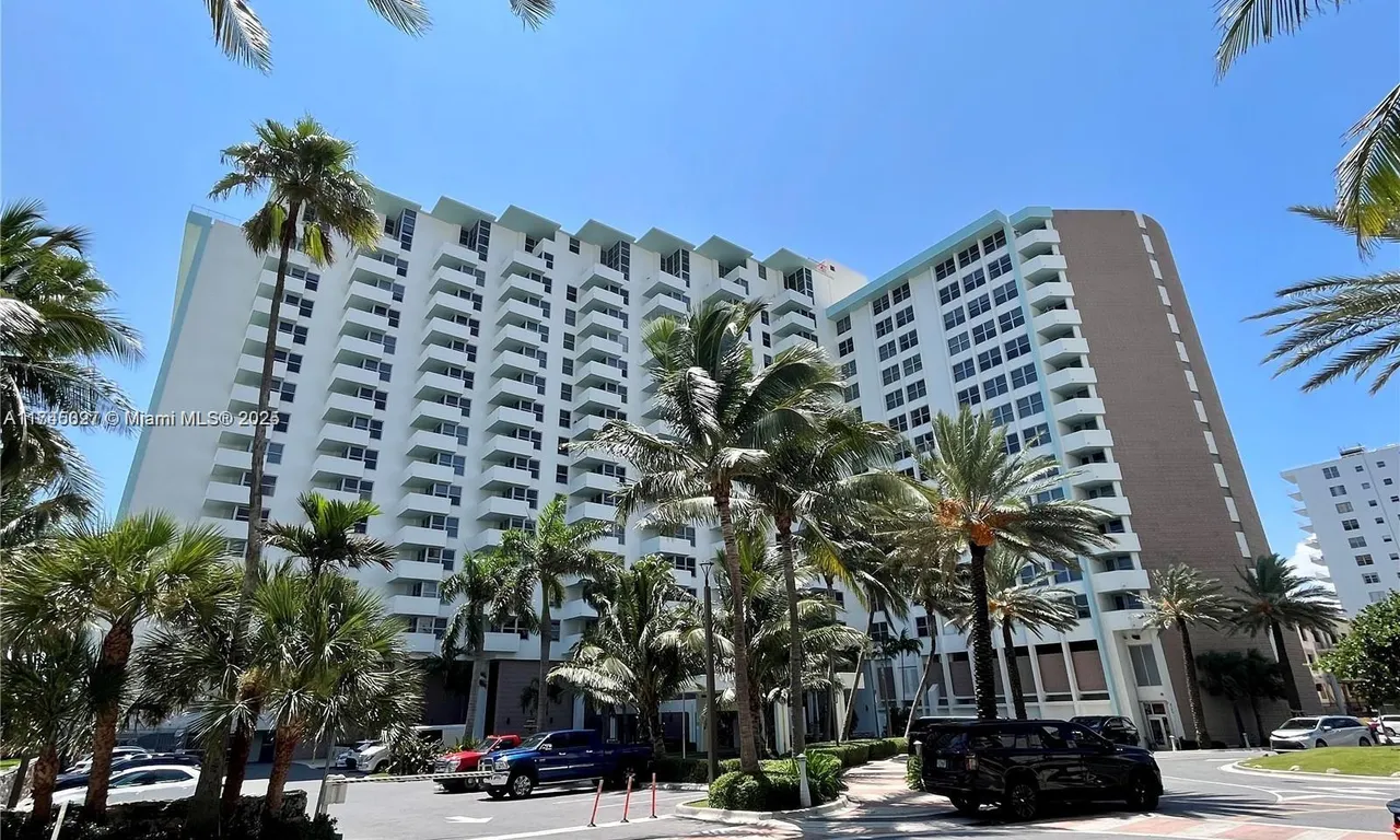 2899 Collins Ave # 639, Miami Beach FL 33140