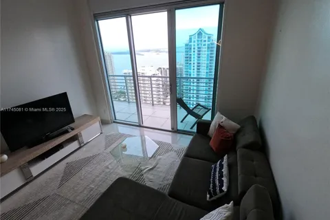 325 S Biscayne Blvd # 19, Miami FL 33131