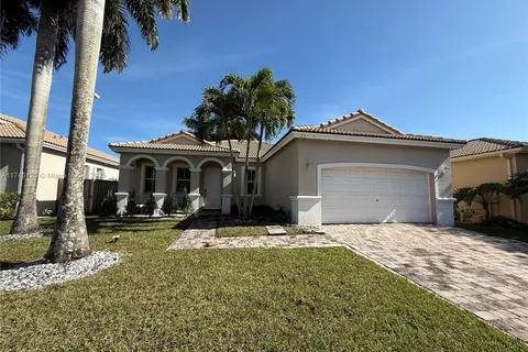 1231 SE 16th Ave, Homestead FL 33035