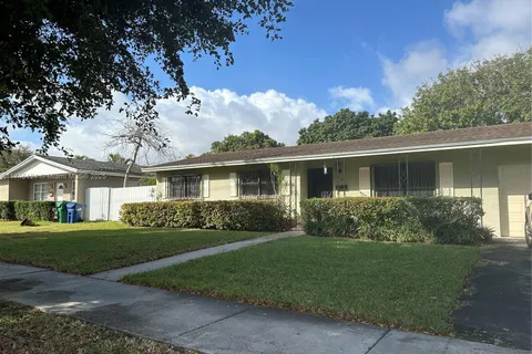 16240 SW 102nd Ave, Miami FL 33157