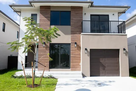 301 NW 12 CT, Florida City FL 33034