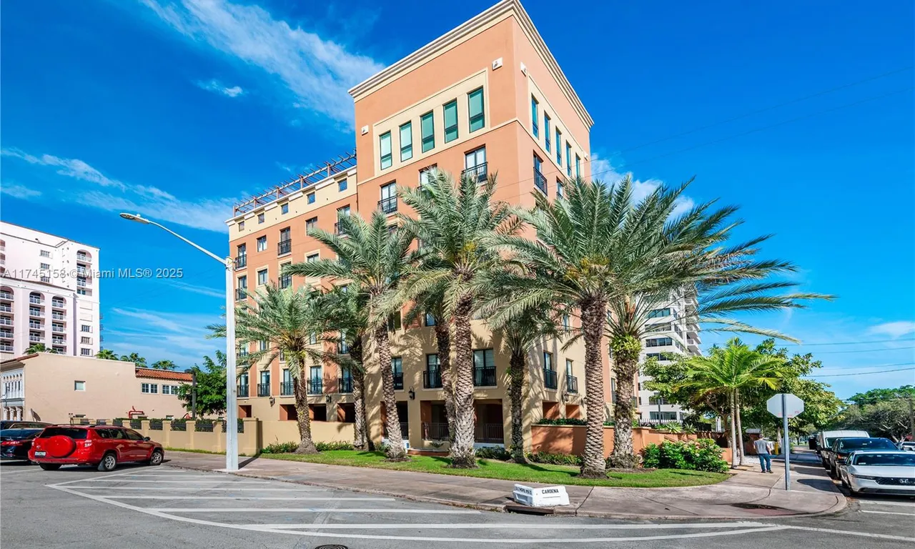 711 Biltmore Way # 502, Coral Gables FL 33134