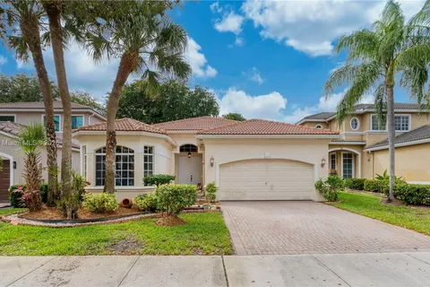 6231 SW 195th Ave, Pembroke Pines FL 33332