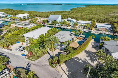 254 Navajo St, Islamorada FL 33070