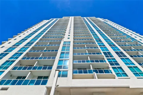 1945 S Ocean Dr # 1702, Hallandale Beach FL 33009