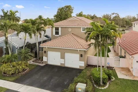 18458 NW 21st St, Pembroke Pines FL 33029