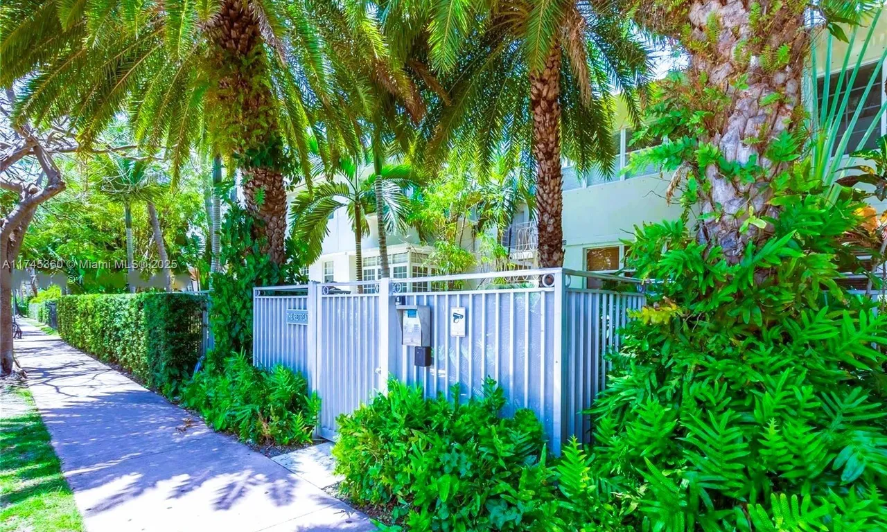 1340 Drexel Ave # 301, Miami Beach FL 33139