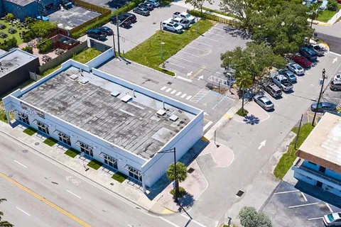 3569-3579 N Dixie Hwy Unit 12, Oakland Park FL 33334