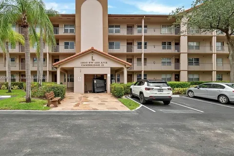 1200 SW 125th Ave # 302L, Pembroke Pines FL 33027