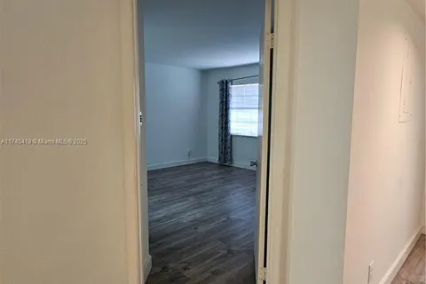 1200 SW 125th Ave # 302L, Pembroke Pines FL 33027