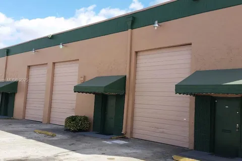 8527 NW 66 Street # 8537, Doral FL 33166