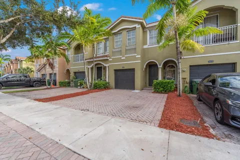 2474 SE 15th Ct, Homestead FL 33035