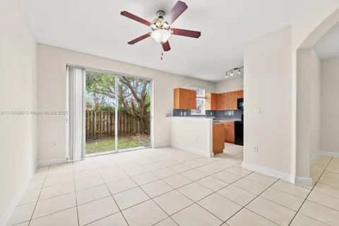 2474 SE 15th Ct, Homestead FL 33035