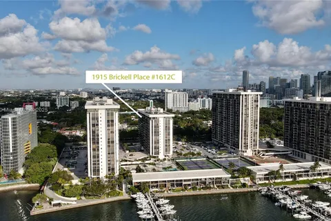 1915 Brickell Ave # C1612, Miami FL 33129